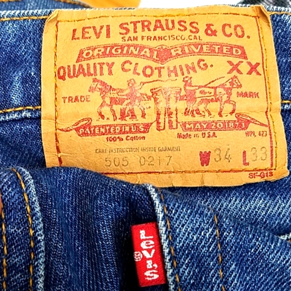LEVI'S 505 CUSTOM GRAPHIC MENS FADED DISTRESSED JEAN 34x31 - Picture 4 of 8